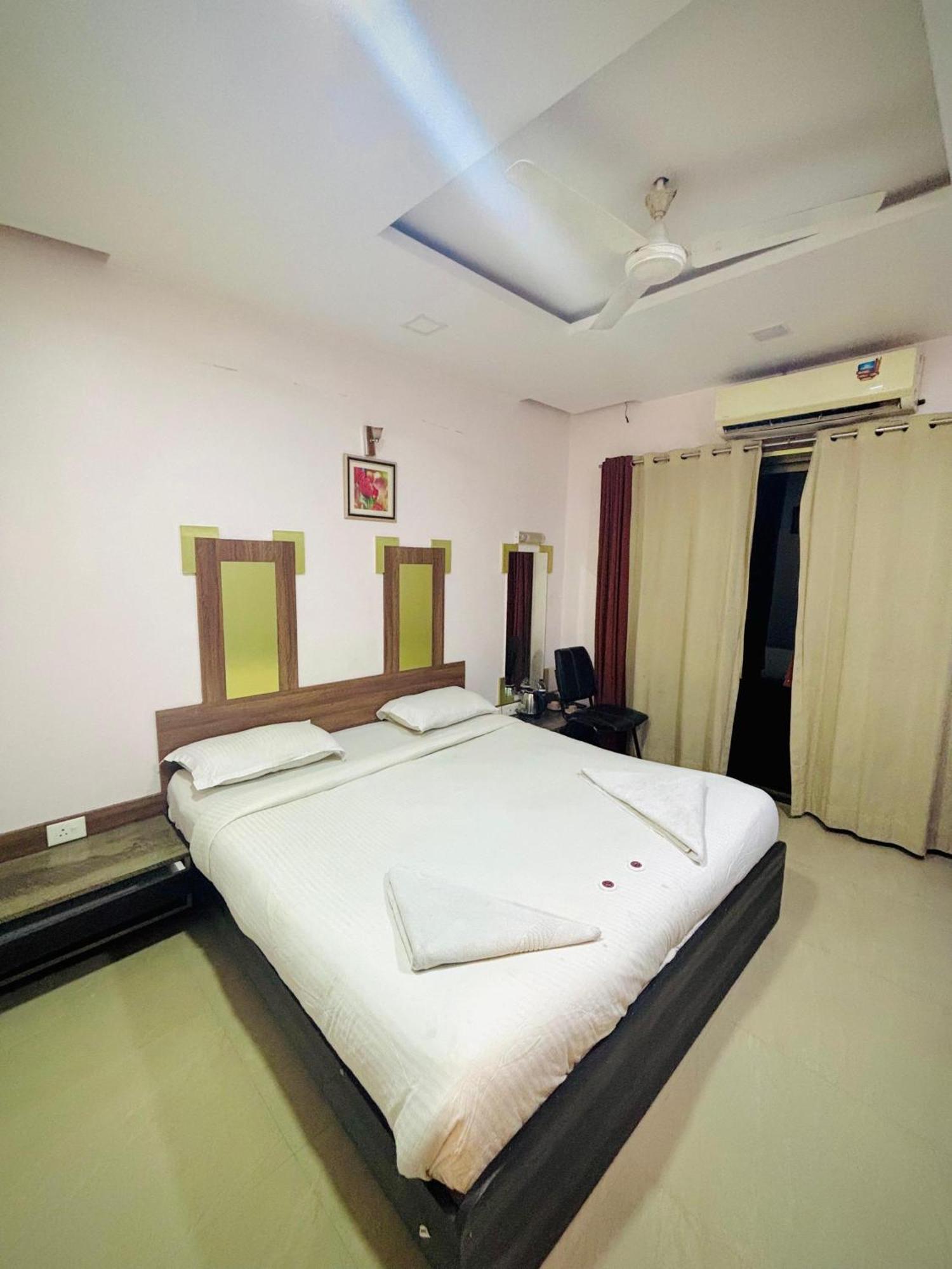 Hotel Laxmi Residency Lonavala Exterior photo