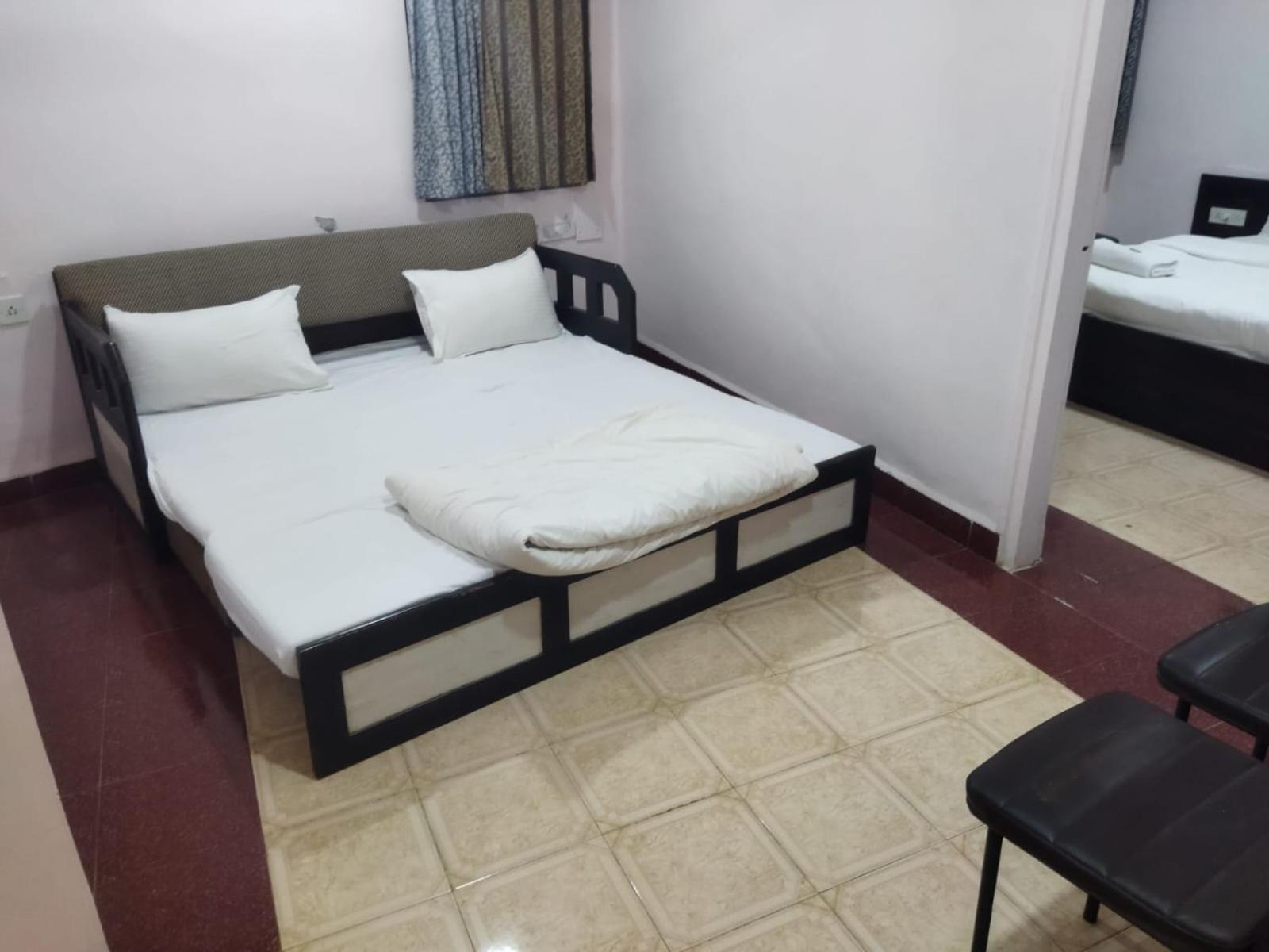 Hotel Laxmi Residency Lonavala Exterior photo