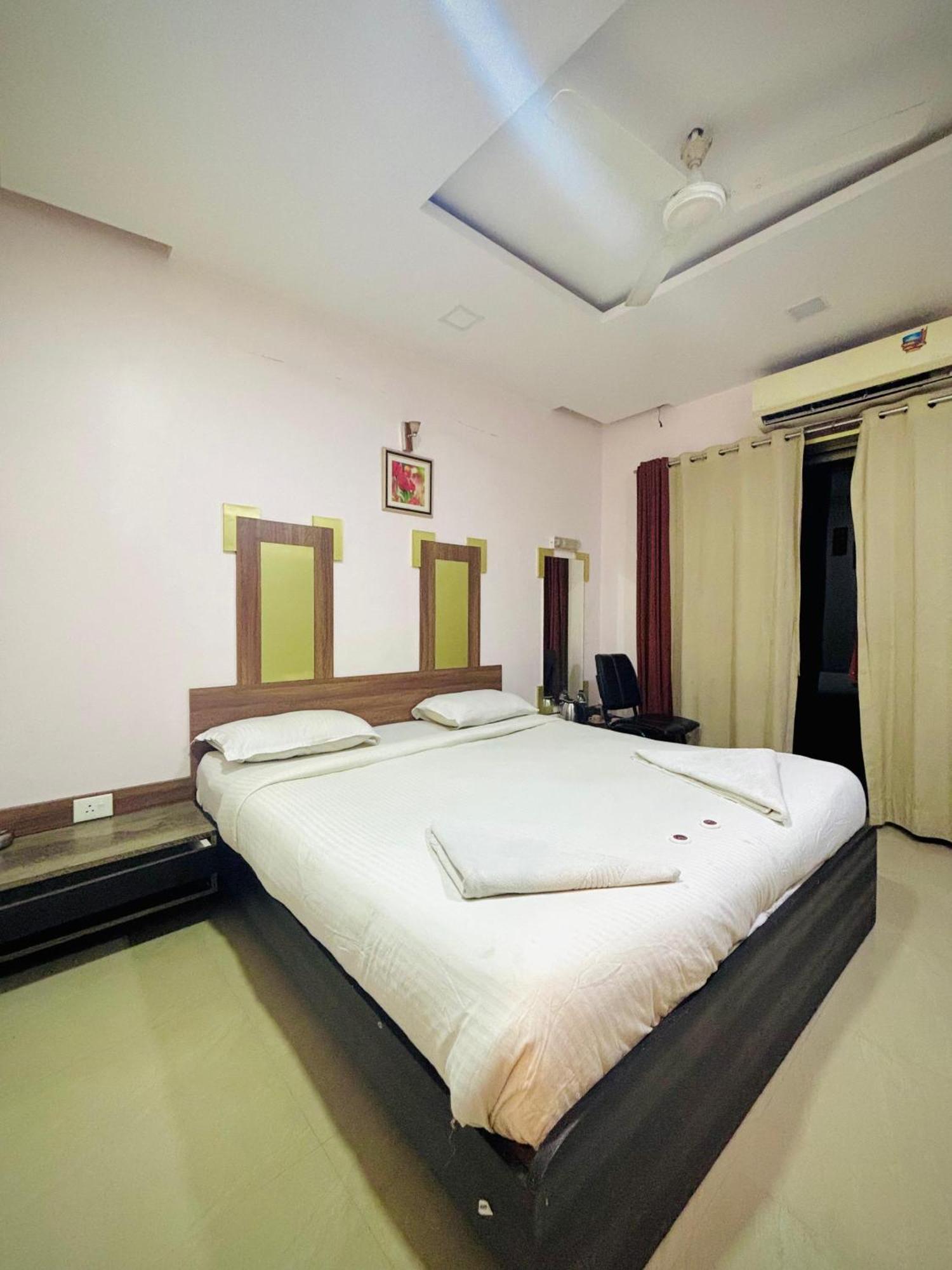 Hotel Laxmi Residency Lonavala Exterior photo